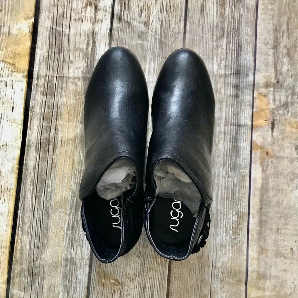 BARGAIN 2/$15 Black Boots Sz 11 - Picture 8 of 15